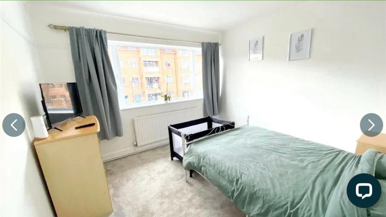 4 Bedroom Property Which Sleeps 8 Very Close To The Harry Potter Studio And Watford Junction 外观 照片